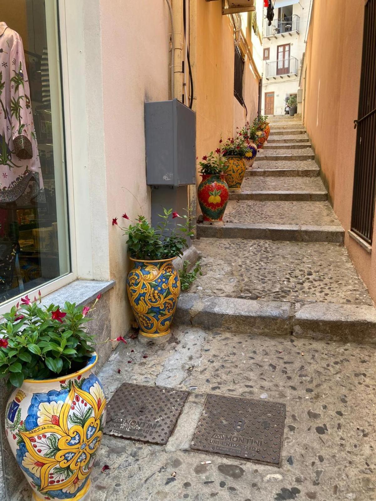 Casa Vicolo Re Apartment Чефалу Екстериор снимка