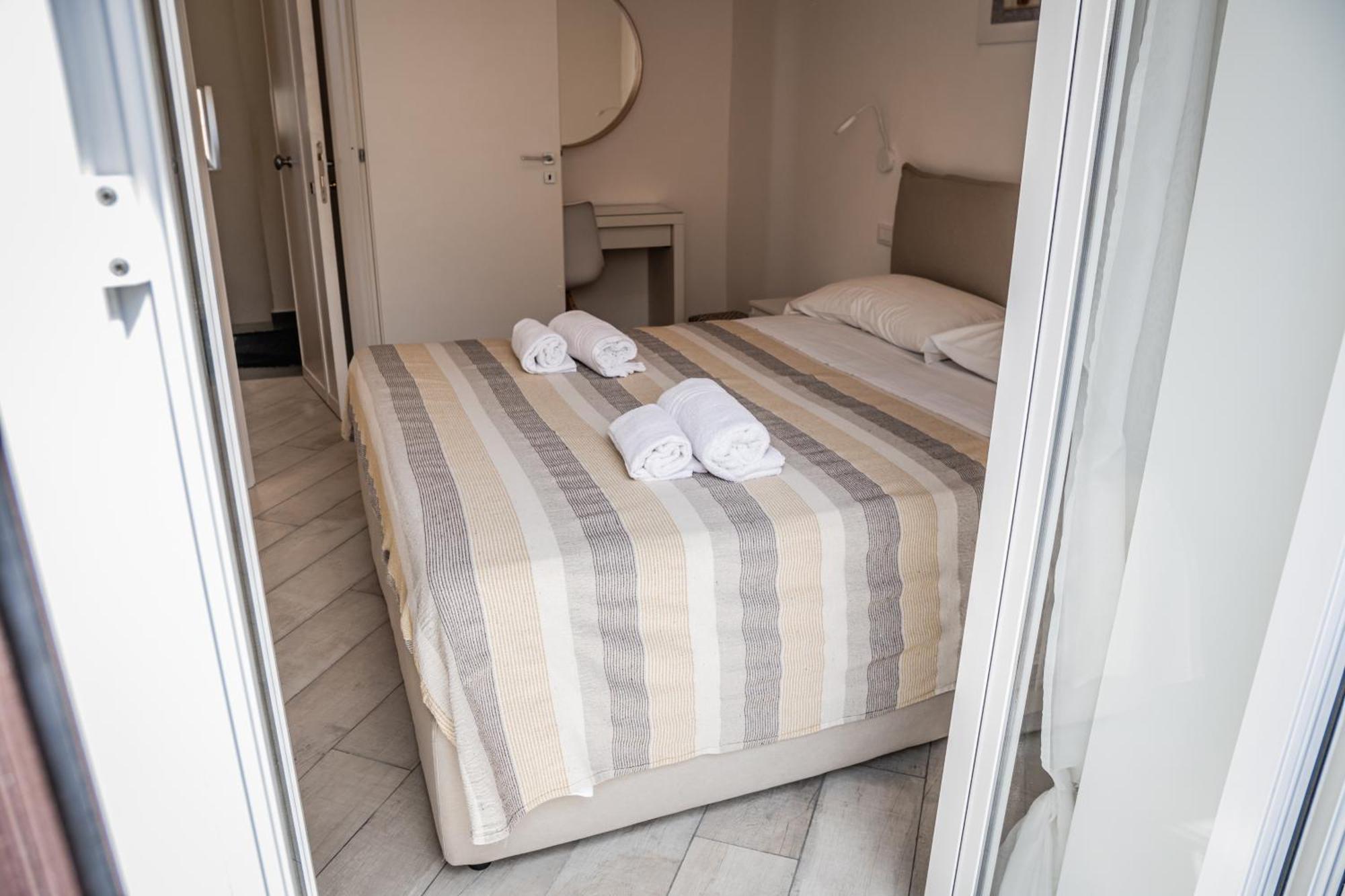 Casa Vicolo Re Apartment Чефалу Екстериор снимка
